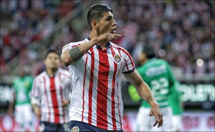 Alan Pulido pagará deuda con título de goleo y Liguilla