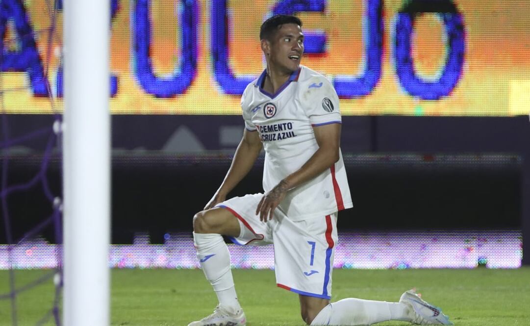 Uriel Antuna se lamenta la derrota / FOTO: Imago7