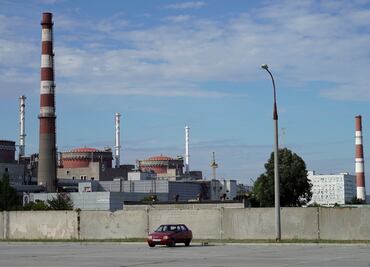 Rusia y Ucrania se acusan mutuamente de bombardear la central nuclear de Zaporiyia