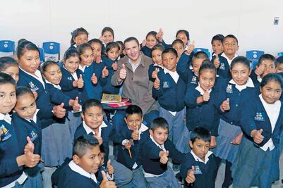 Moreno Valle coincide con los 18; urge reunión para reglas