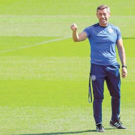 Cuerpo técnico celeste no influyó en salida de Mena: Caixinha