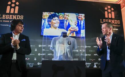 Lothar Matthäus dona a museo de futbol jersey que utilizó Maradona en la final de México 86