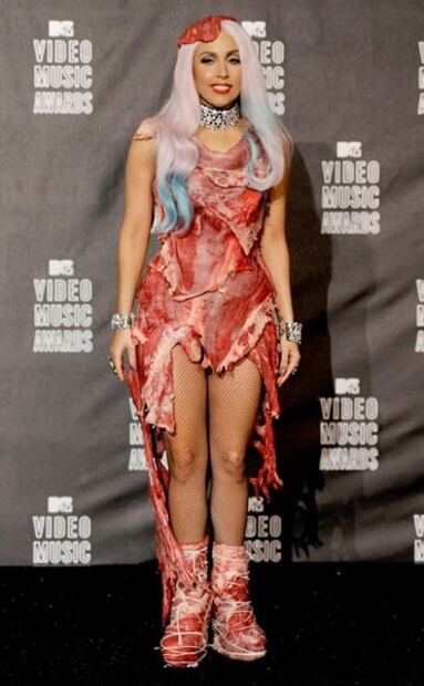 ¿Qué pasó con el vestido de carne que Lady Gaga usó en los MTV?