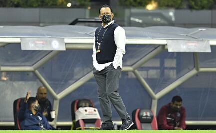 Juan Reynoso no cree en los "fantasmas" de Cruz Azul contra América