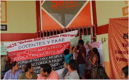 Desalojan a maestros y recuperan edificio de Sección 33 del SNTE en Yucatán