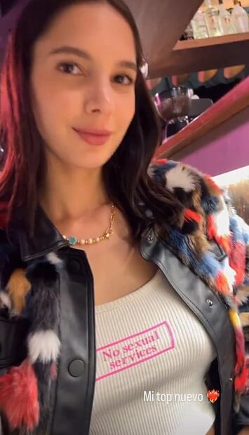 Ary Tenorio luce tank top sin bra