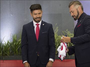José Luis Higuera miente en la presentación de Oribe Peralta