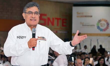 Plantea el SNTE que Covid sea considerado como riesgo de trabajo para maestros