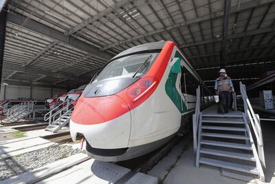 AMLO no descarta construcción de un tren de Pachuca al AIFA