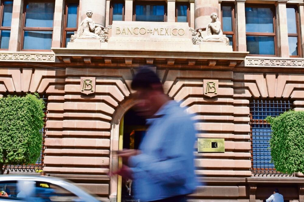 El Banxico espera que en la segunda mitad del año haya una expansión económica más moderada. Archivo El Universal