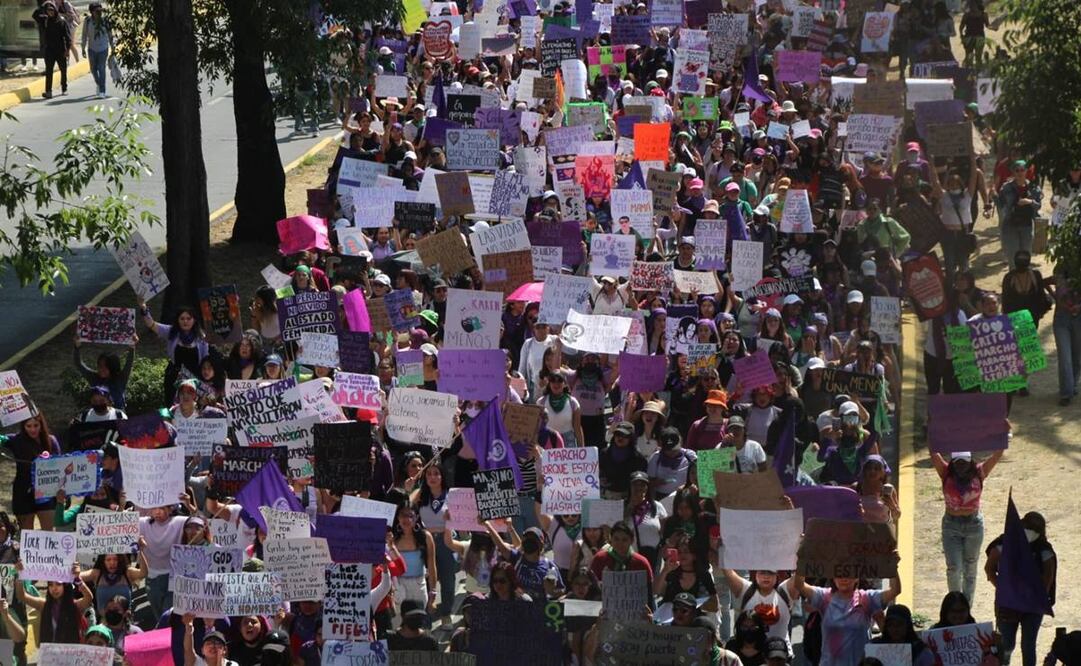 Movilización por el Día Internacional de la Mujer en Puebla / Omar Contreras. EL UNIVERSAL