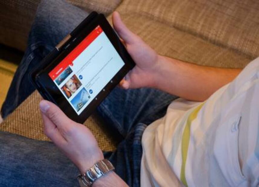 Cómo reproducir YouTube en segundo plano en Android