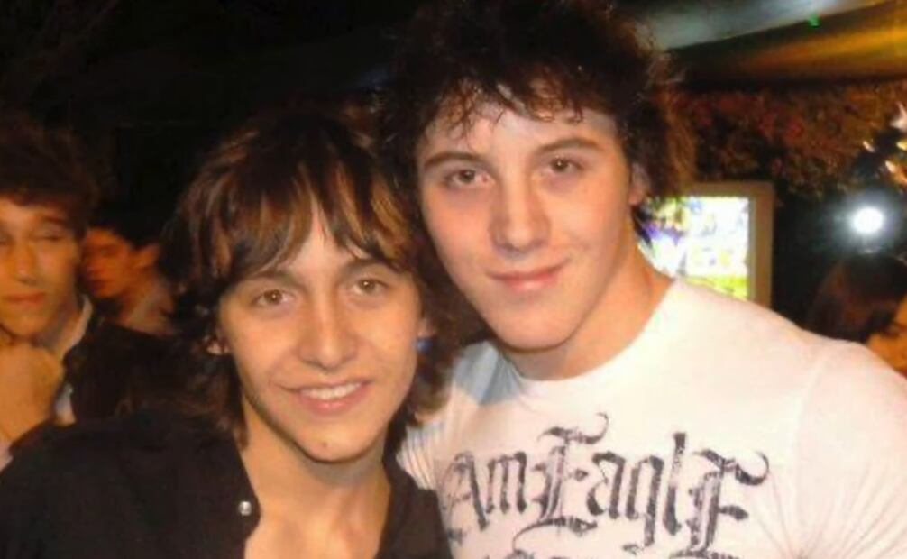 Julián Figueroa y su amigo Iñaki, quien lo recuerda como un hombre que trabajó mucho en sí mismo para ser un buen padre para José Julián.