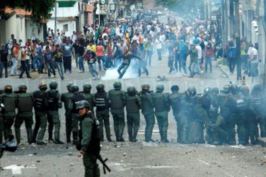 Un policía muerto y dos heridos en protesta opositora venezolana