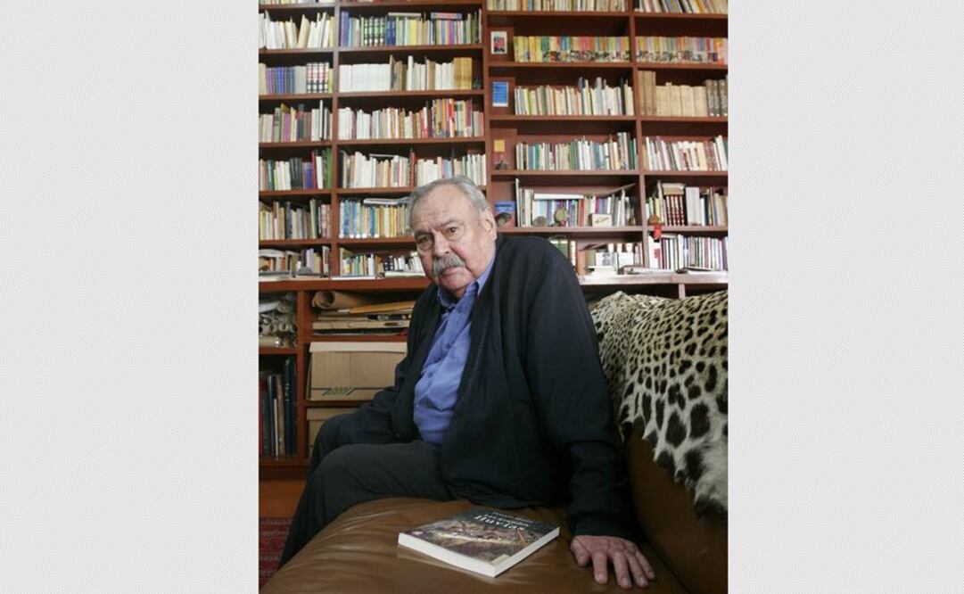 En Chiapas, a la funeraria acuden familiares, amigos, compares y funcionarios federales, estatales y municipales, junto a sus restos su hermano Manuel Zepeda Ramos y su esposa Elva Macías. FOTO: Archivo/EL UNIVERSAL. 