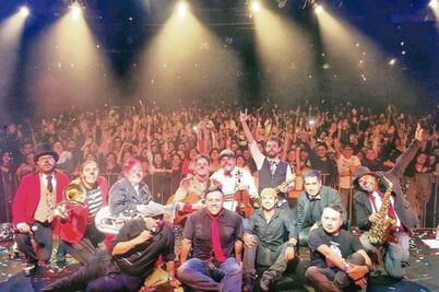 Brillan en show las narices de Triciclo Circus Band