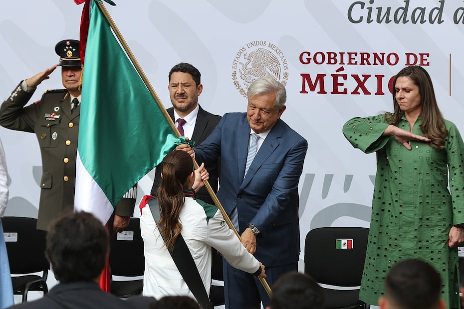 Abanderamiento de la delegación mexicana que asistirá a los Juegos Olímpicos. Fotos: Berenice Fregoso El universal