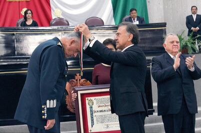 Destacan labor de Ejército y Marina por paz en Veracruz