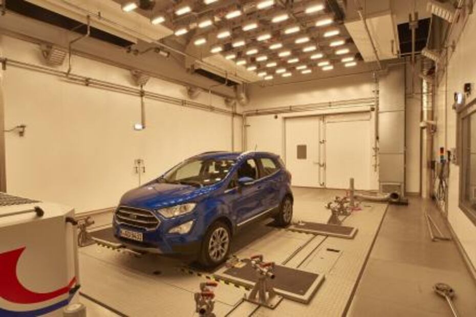 Ford construye centro de pruebas meteorológico 