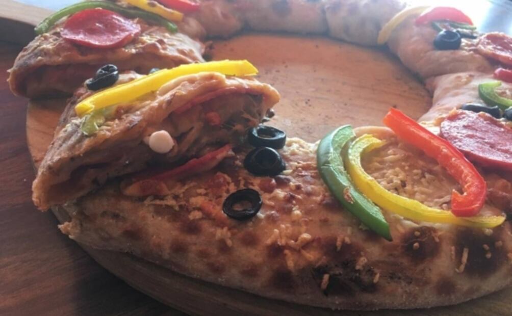 Lo que nos faltaba, la roscapizza para el 6 de enero