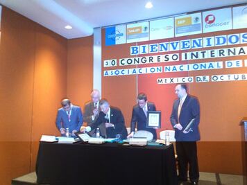 Entrada de más genéricos redujo gasto en medicamentos: Cofepris