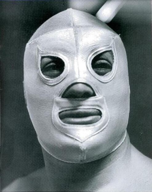 Conmemoran 101 años del nacimiento de El Santo