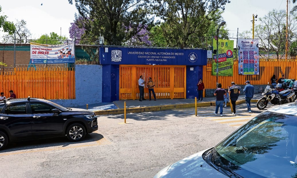 Se implementará en CCH Naucalpan la colocación de 64 cámaras de videovigilancia, botones de emergencia, arcos detectores de metales e instrumentos portátiles para detectar ingreso de armas (19 de marzo de 2025). Foto: Axel Sánchez/EL UNIVERSAL