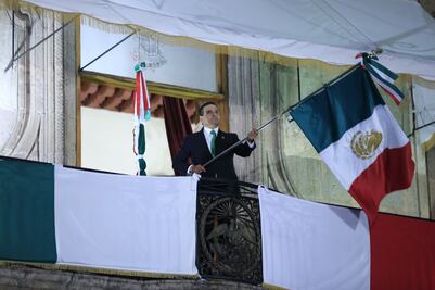 Silvano Aureoles da "El Grito" en Michoacán