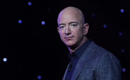 Jeff Bezos, la primera persona en poseer 200 mil mdd, según Forbes