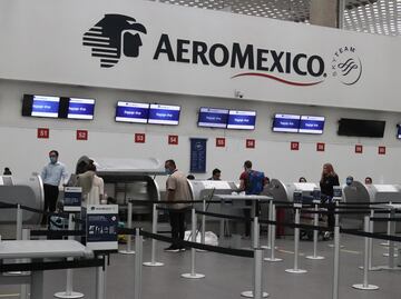 Barclays adquiere deuda de Aeroméxico con sus pilotos