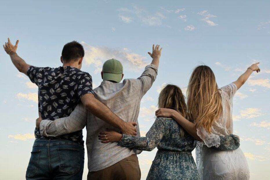 Las conexiones humanas enriquecen nuestras vidas. Fuente: Freepik.