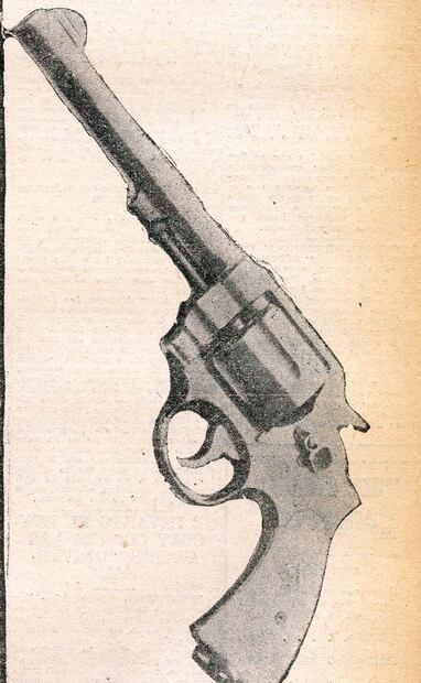 Hace cien años, EL UNIVERSAL GRÁFICO publicó esta foto del arma que llevaba Pancho Villa -y que no llegó a usar- al momento de la emboscada en que lo asesinaron. Décadas antes, el primer disparo que realizó salió también de un revólver. Hemeroteca EL UNIVERSAL.