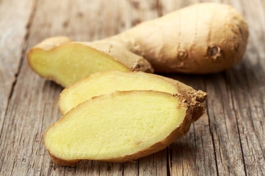 Por estas razones debes tomar té de jengibre con cúrcuma