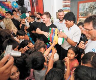 Europa llama a diálogo Bolivia-México