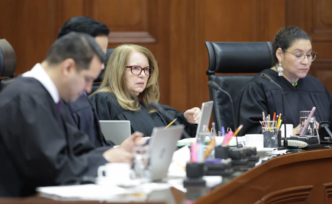 Ministros de la Suprema Corte de Justicia de la Nación en sesión del Pleno de este lunes 8 de diciembre de 2025. Foto: Especial