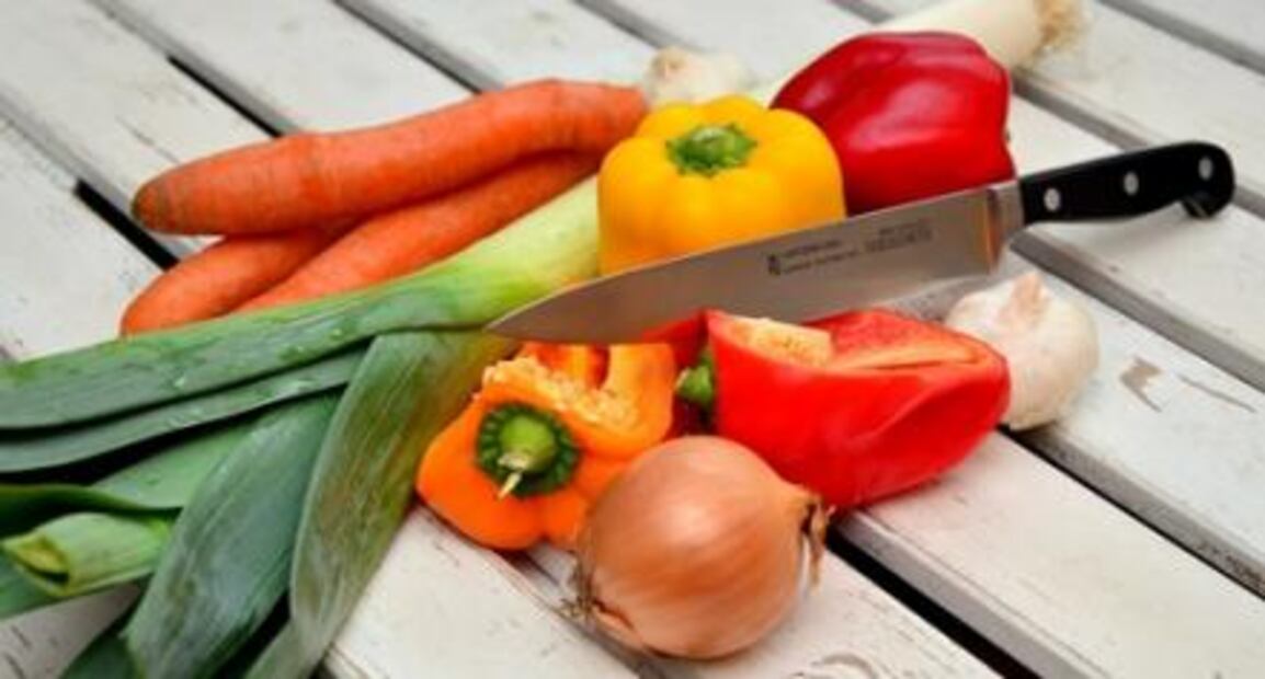 Alimentos que debe contener una comida ideal según científicos de Harvard