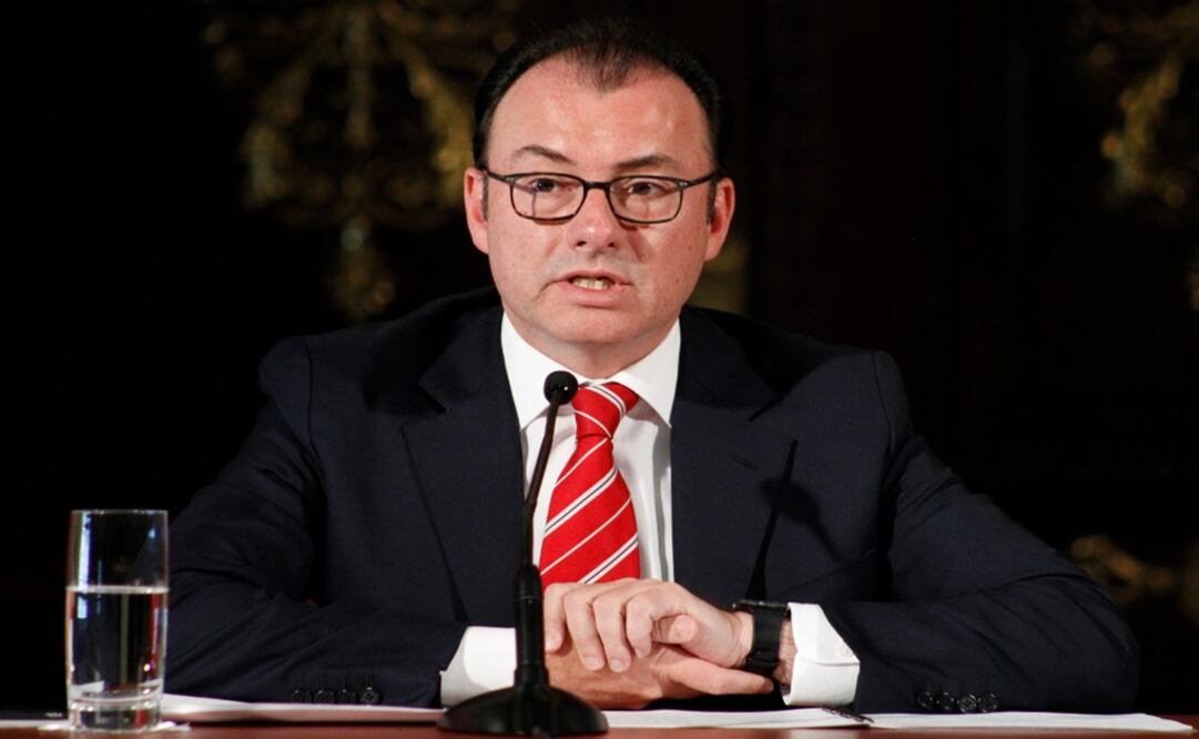 Se reúne Videgaray con banqueros