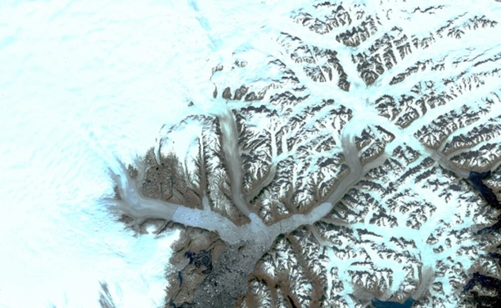 Captan cómo se han derretido glaciares de Groenlandia en últimas décadas