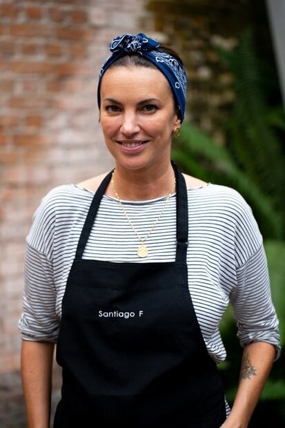 Mujeres latinas cocinan a diez manos en Costa Rica