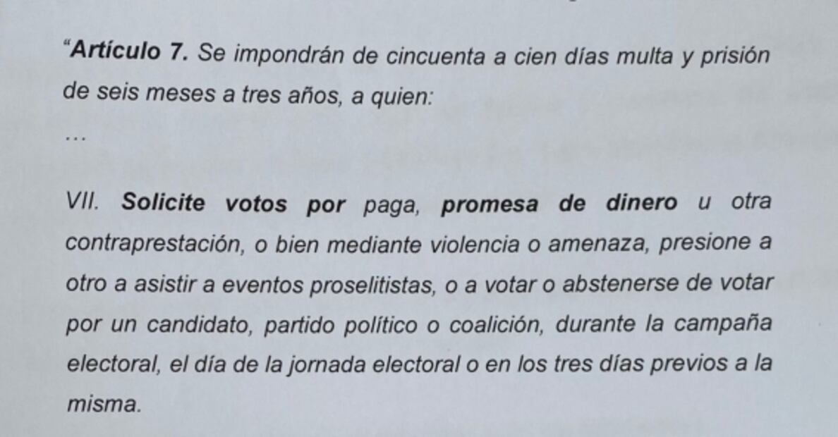 Ciro Murayama y líder de Morena chocan en Twitter por tarjetas en campañas