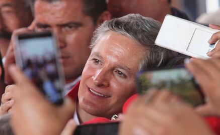 Supuesto hijo de Isidro Pastor increpa a Del Mazo 