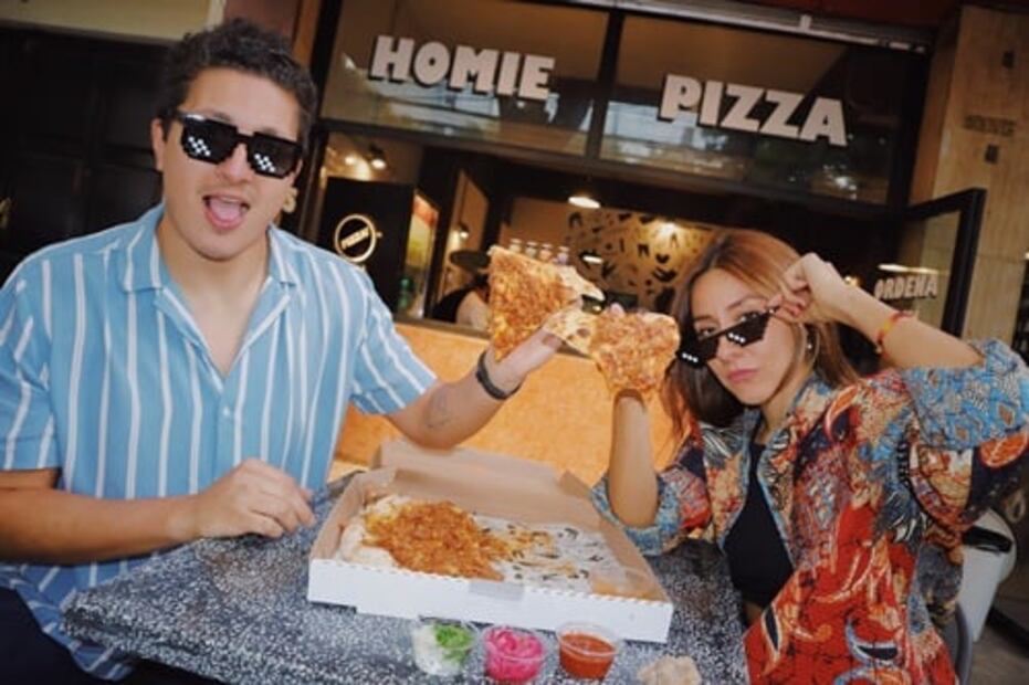 La pizzabirria, el combo perfecto para el antojo