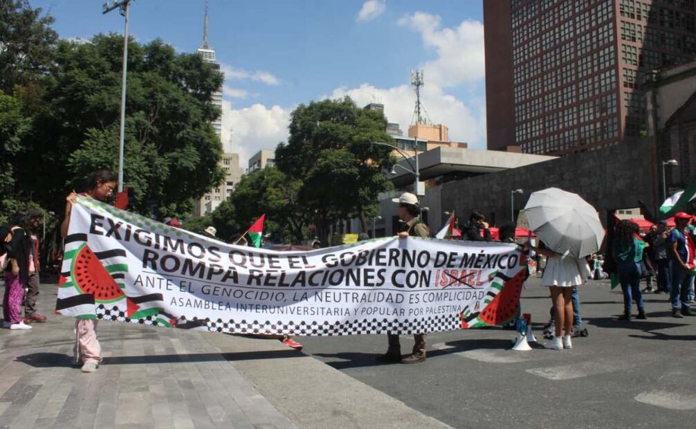 Manifestación en Av. Juárez para exigir que el gobierno mexicano rompa relaciones con Israel (10/09/25). Foto: Darío Luna/ EL UNIVERSAL