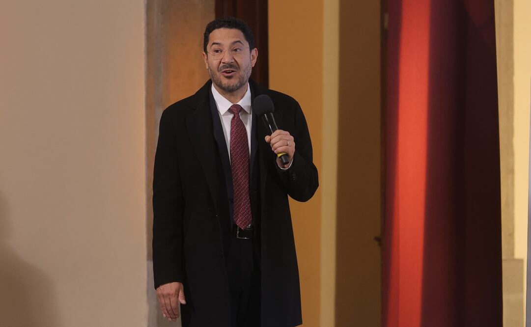 Martí Batres, titular del ISSSTE, en la conferencia matutina en Palacio Nacional el 18 de febrero de 2025. Foto: Gabriel Pano/EL UNIVERSAL