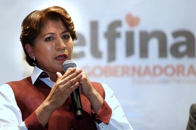Delfina impugnará multa por actos anticipados de campaña
