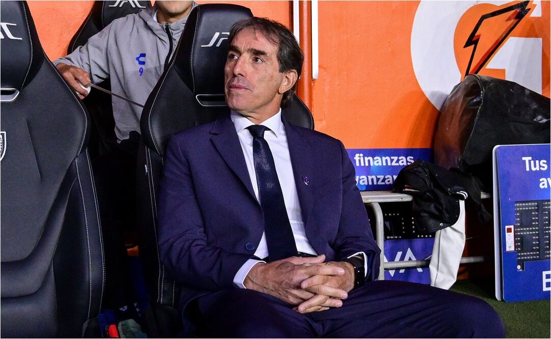 Guillermo Almada en el estadio Hidalgo durante un partido del Pachuca. FOTO: IMAGO7