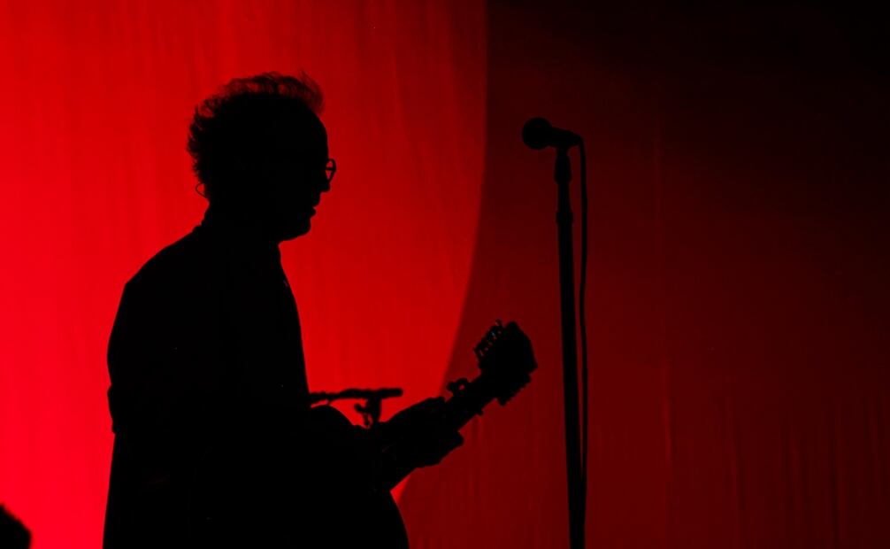 Fran Healy, un músico y compositor británico de la banda Travis, se presenta durante el festival de música Corona Capital en la Ciudad de México. Foto:AP Photo/Eduardo Verdugo.