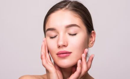 ¿Buscas verte más joven? Esta mezcla casera a base de coco te ayudará