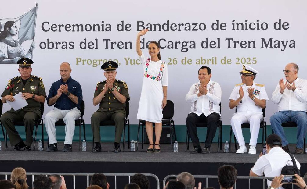 Claudia Sheinbaum encabezó la Ceremonia de Banderazo de inicio de obras del Tren de Carga del Tren Maya, en Progreso, Yucatán. Foto: Hugo Salvador/EL UNIVERSAL