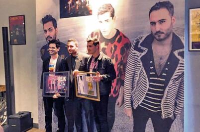 Reik “se niega” a ceder en España